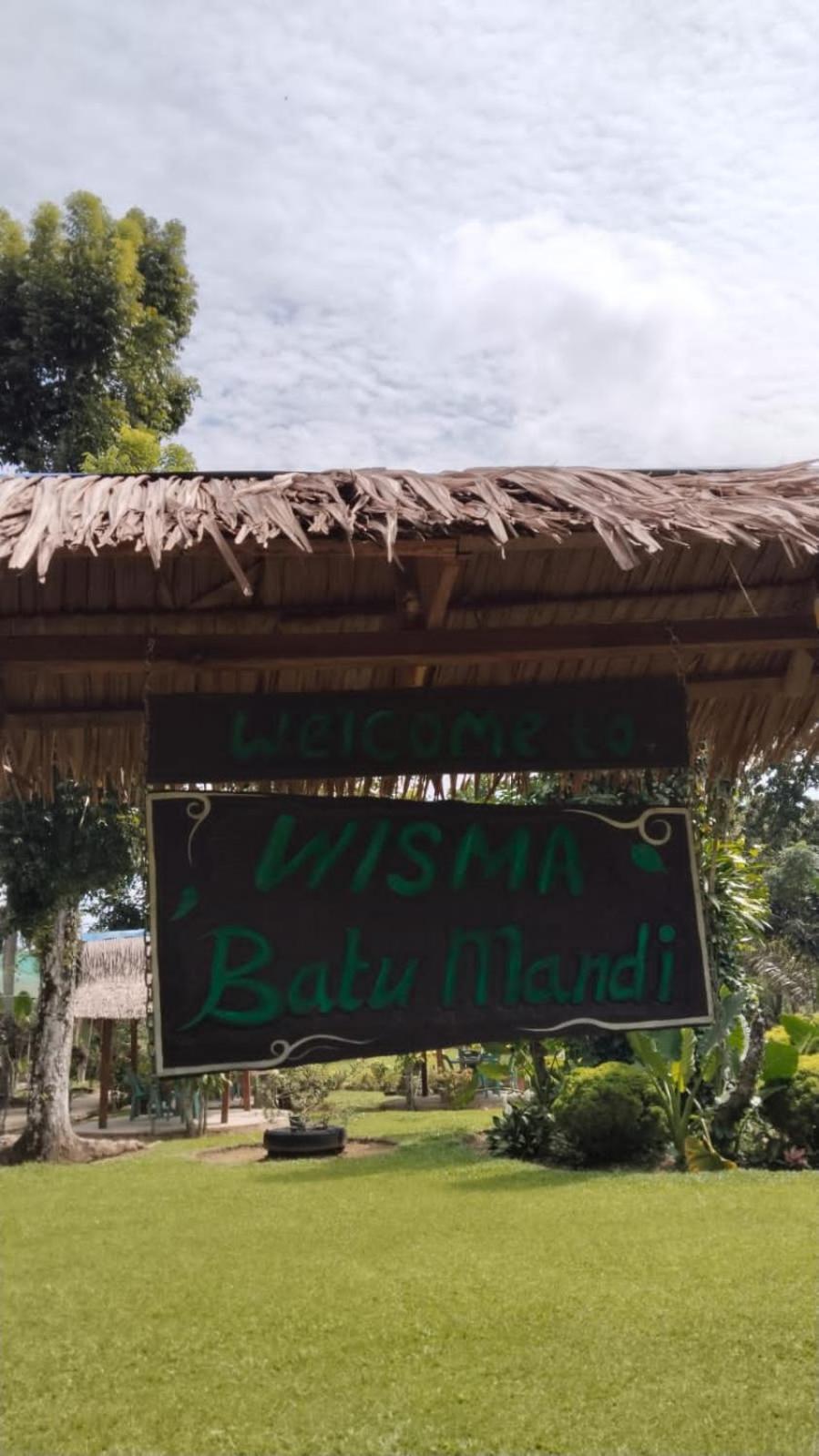 Wisma Batu Mandi Bukit Lawang Exterior foto