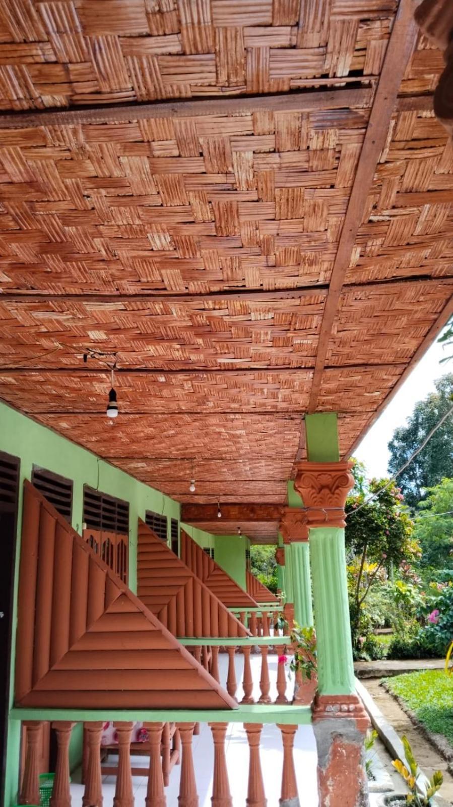 Wisma Batu Mandi Bukit Lawang Exterior foto